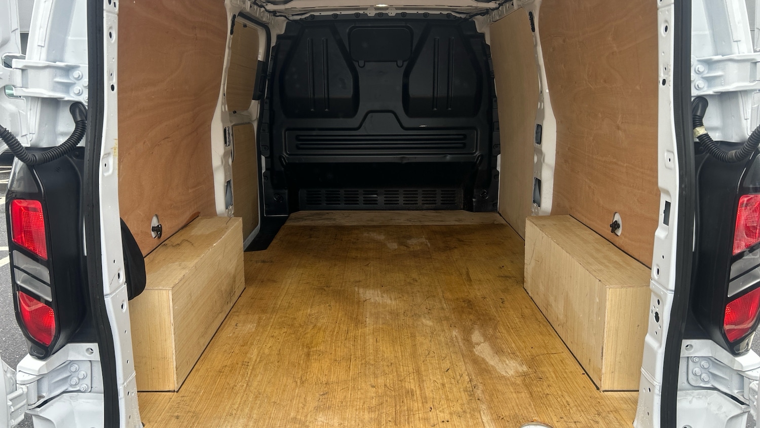 Used Ford Transit Custom 2024 for sale - 75994301: Photo 12