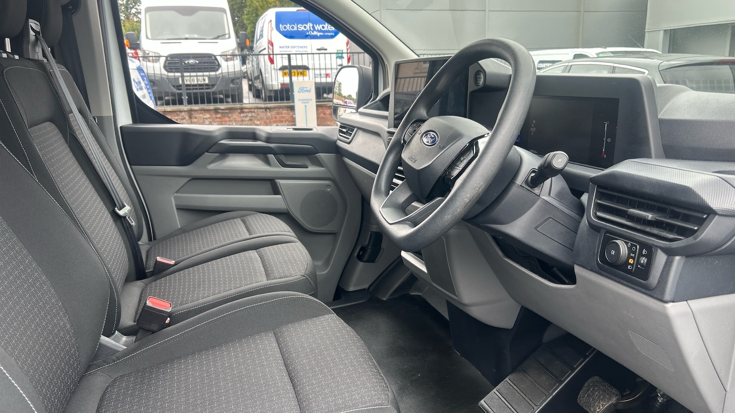 Used Ford Transit Custom 2024 for sale - 75994301: Photo 6