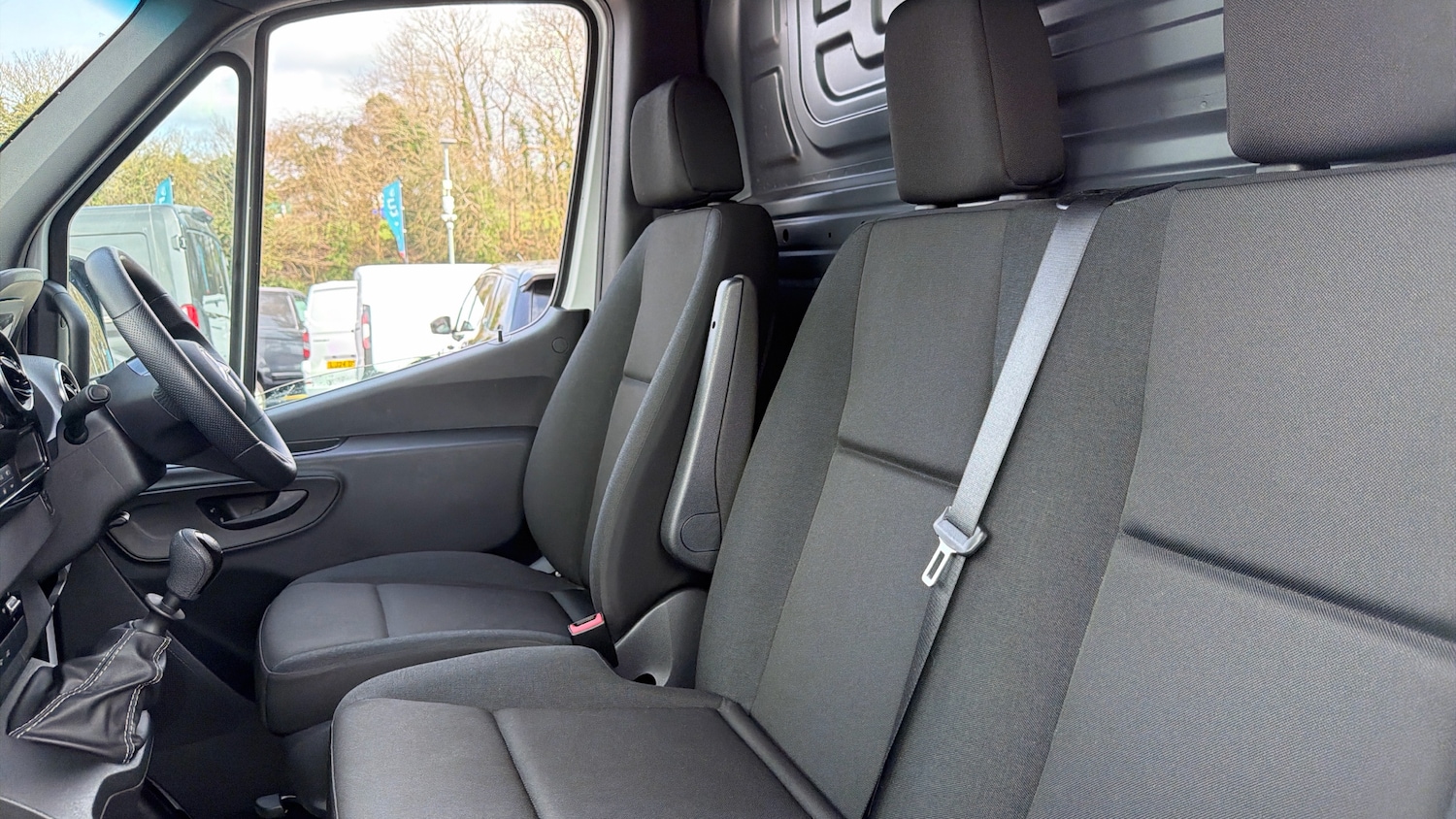 Used Mercedes-Benz Sprinter 2025 for sale - 77915358: Photo 13