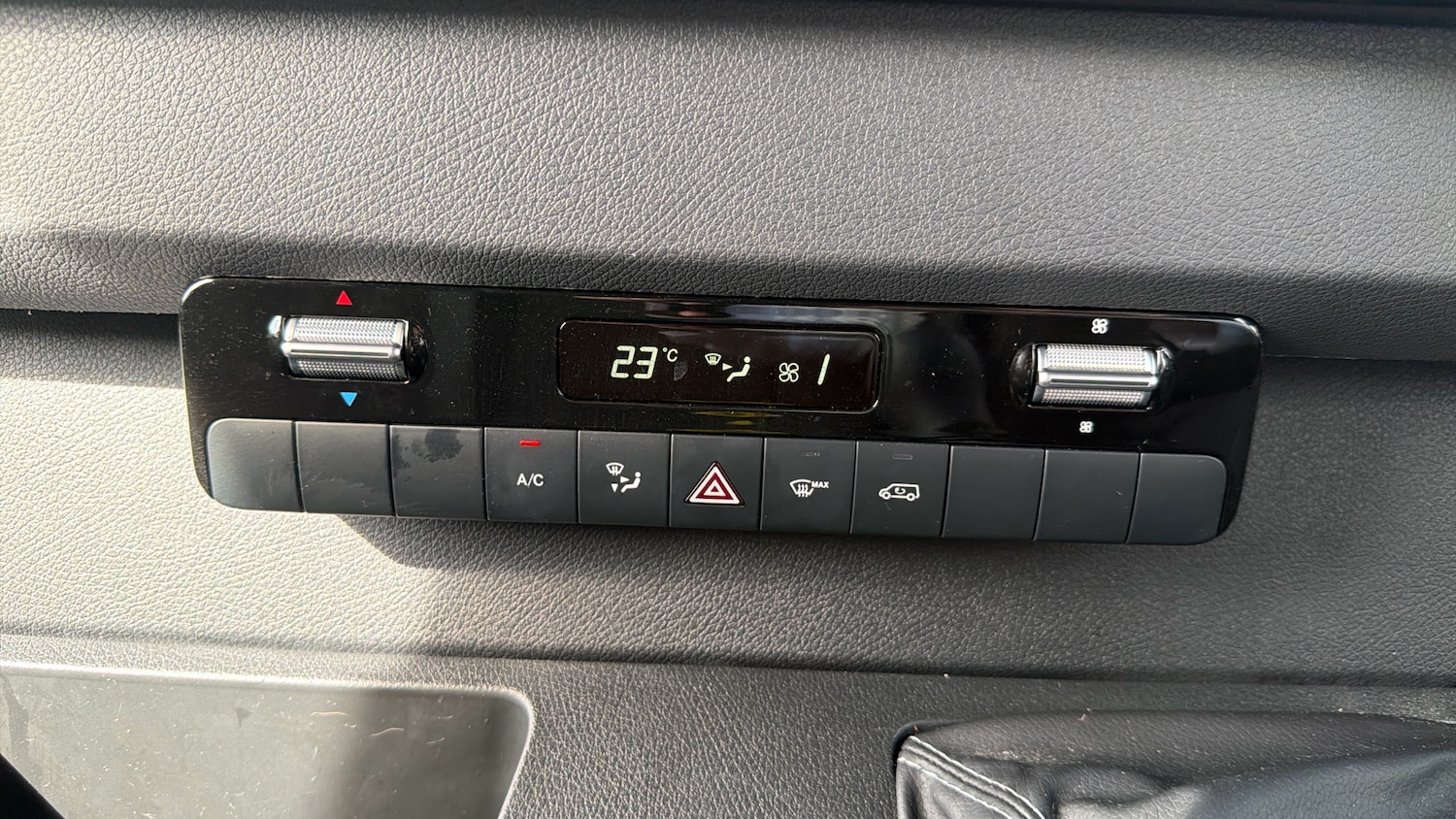 Used Mercedes-Benz Sprinter 2025 for sale - 77915358: Photo 22