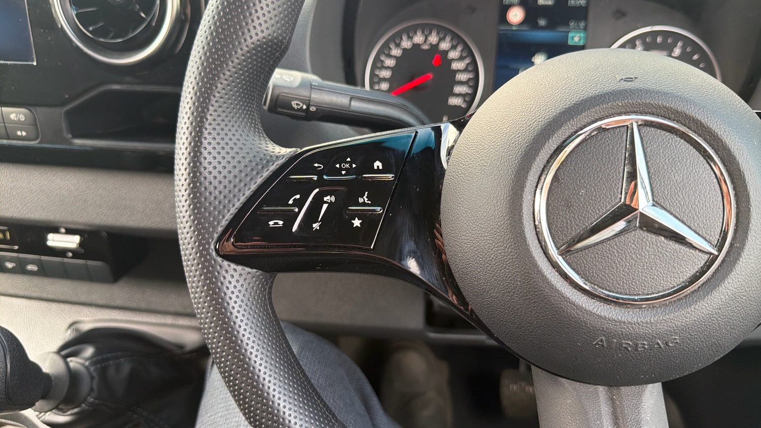 Used Mercedes-Benz Sprinter 2025 for sale - 77915358: Photo 24