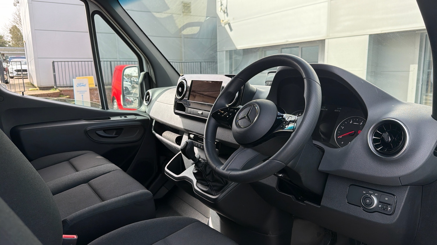 Used Mercedes-Benz Sprinter 2025 for sale - 77915358: Photo 6