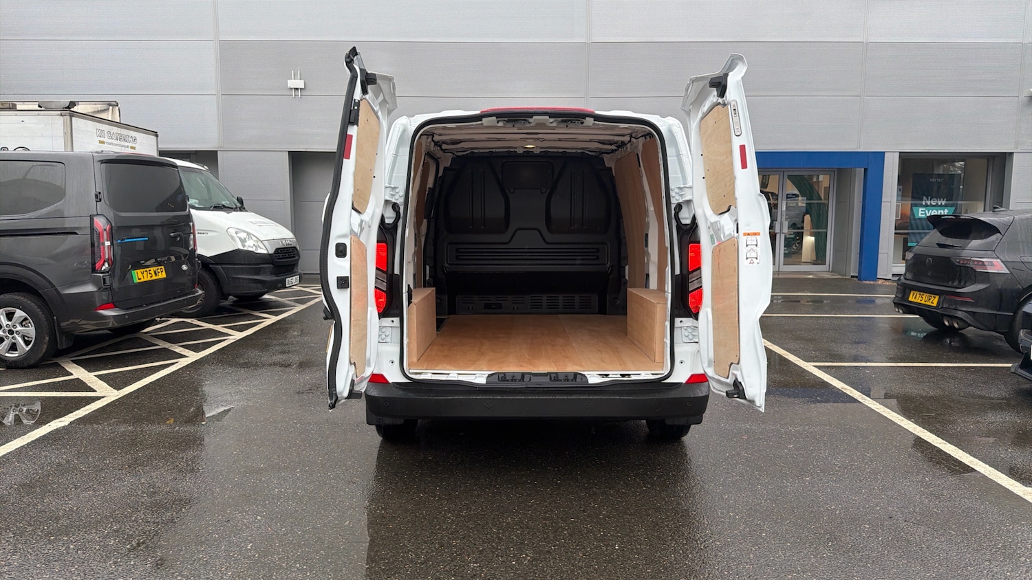 Used Ford Transit Custom 2025 for sale - 77449456: Photo 3