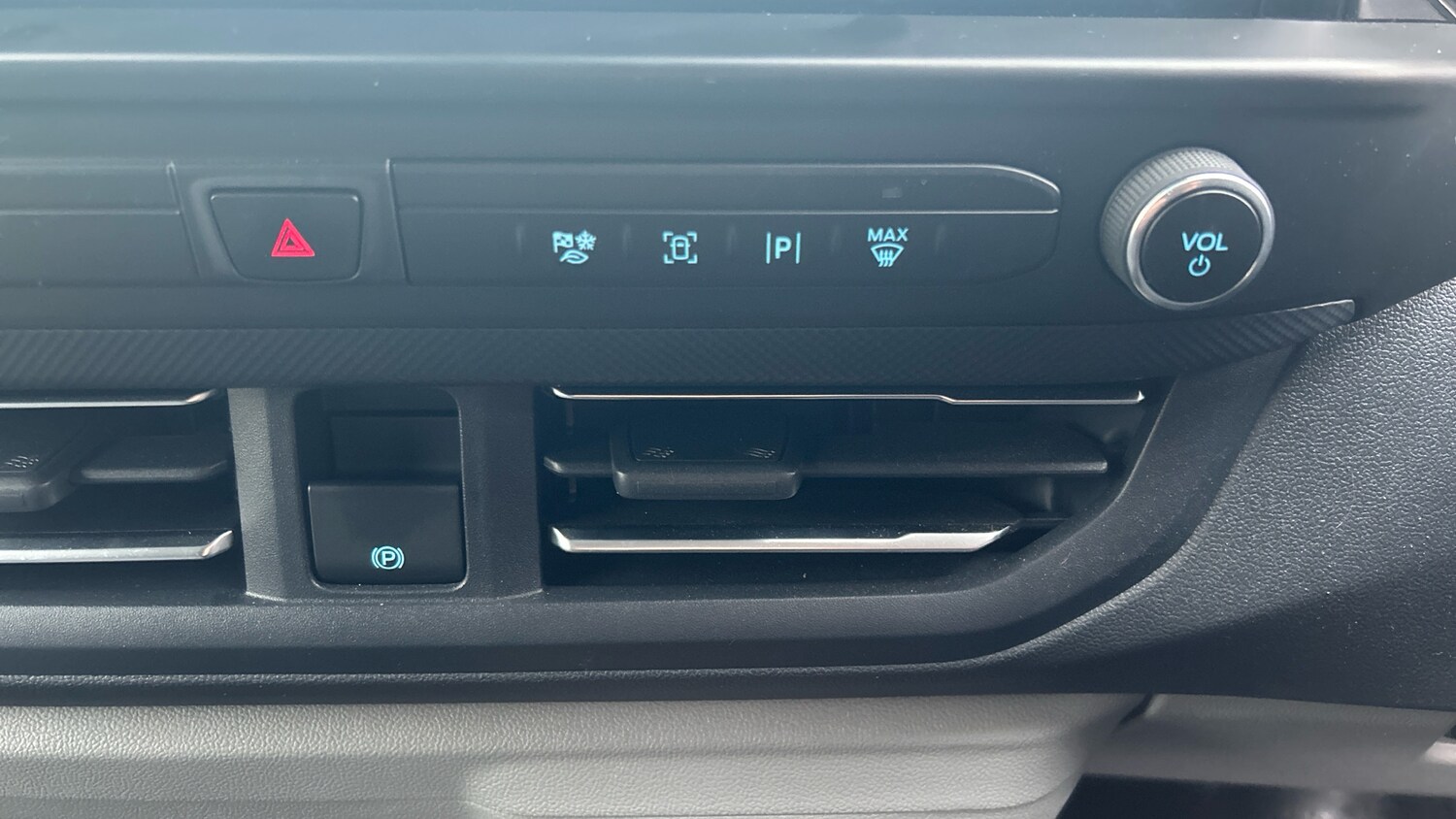 Used Ford Transit Custom 2025 for sale - 76594537: Photo 40