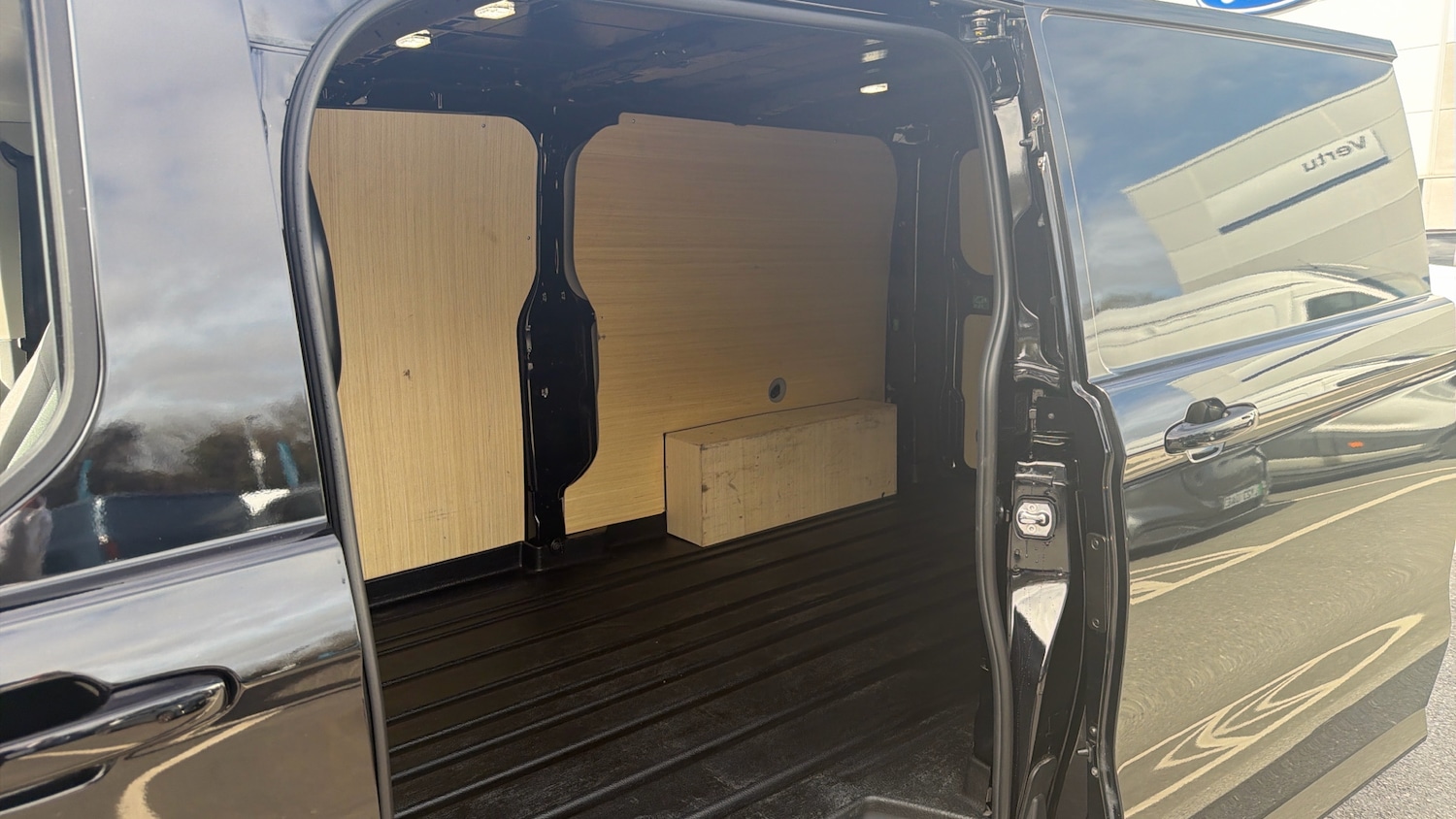 Used Ford Transit Custom 2025 for sale - 77930472: Photo 5