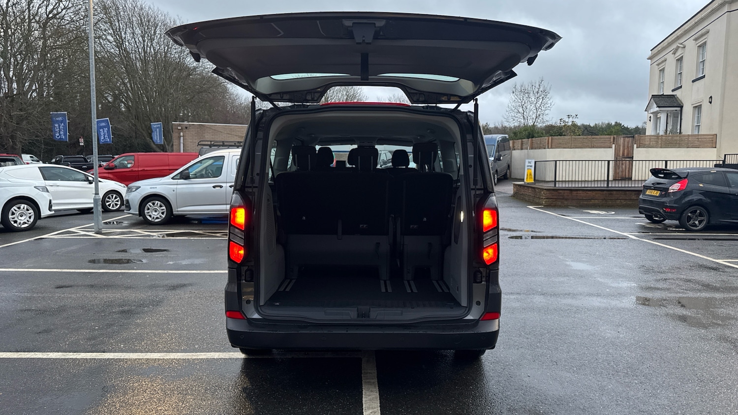 Used Ford Tourneo Custom 2025 for sale - 77179446: Photo 3