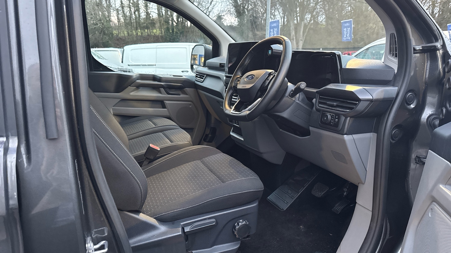 Used Ford Tourneo Custom 2025 for sale - 77179446: Photo 6