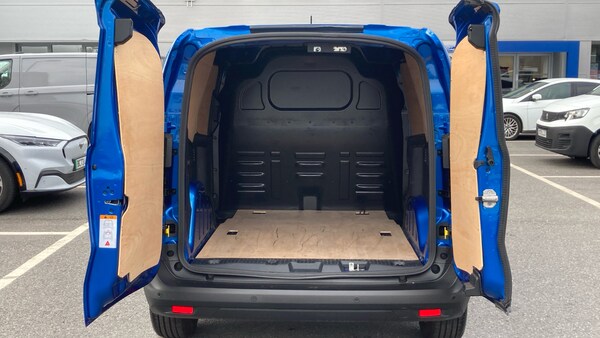 Used Ford Transit Courier 2024 for sale - 76170356: Photo 3
