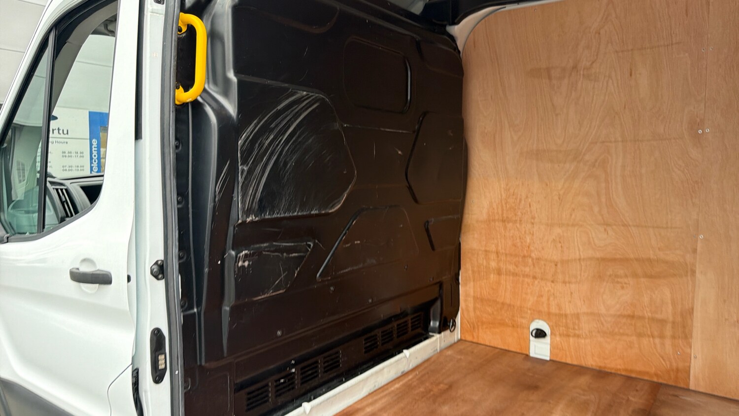 Used Ford Transit 2019 for sale - 77915878: Photo 18