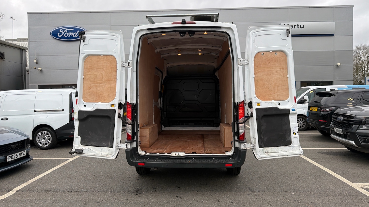 Used Ford Transit 2019 for sale - 77915878: Photo 3