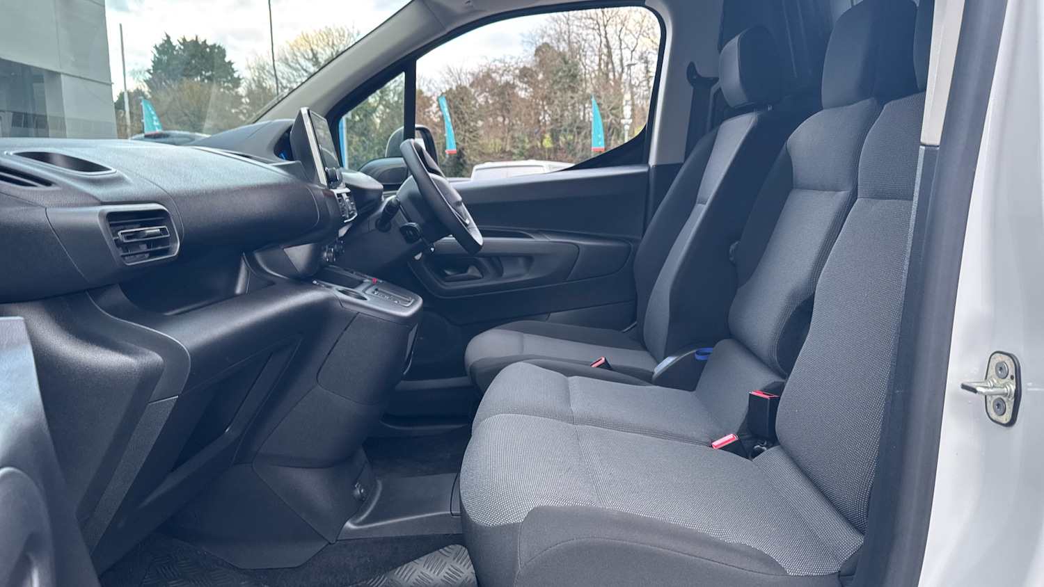 Used Peugeot Partner 2023 for sale - 77446998: Photo 13