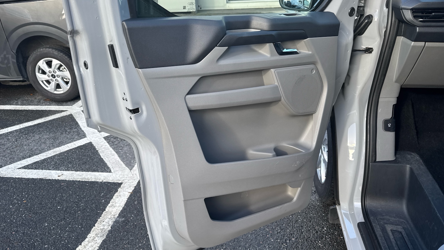 Used Ford Transit Custom 2025 for sale - 76444320: Photo 42