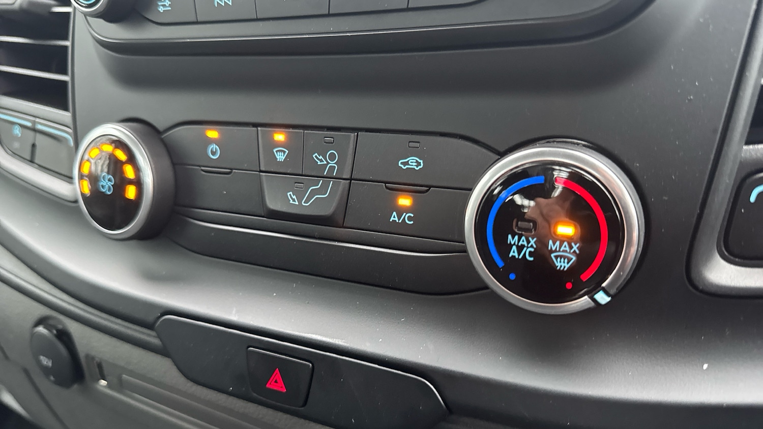 Used Ford Transit 2024 for sale - 77044605: Photo 33