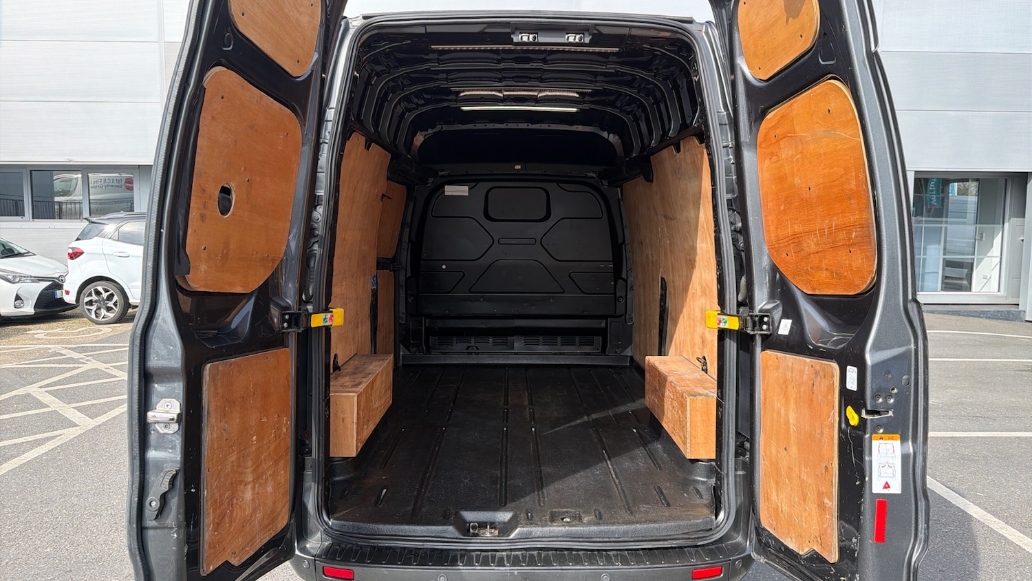 Used Ford Transit Custom 2023 for sale - 77973892: Photo 12