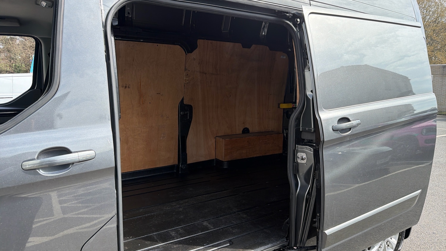 Used Ford Transit Custom 2023 for sale - 77973892: Photo 5