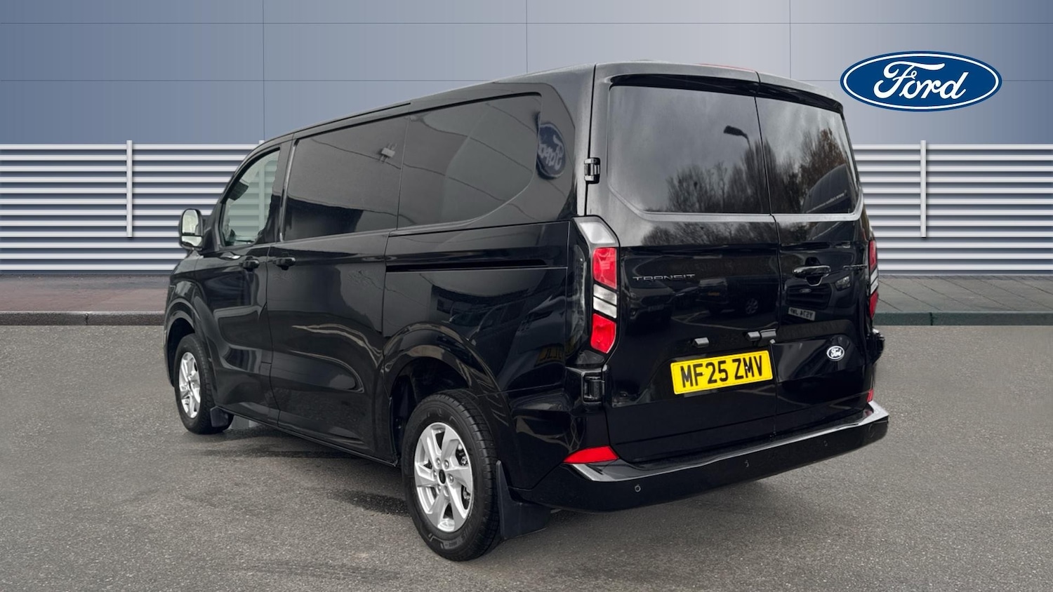 Used Ford Transit Custom 2025 for sale - 76504376: Photo 2