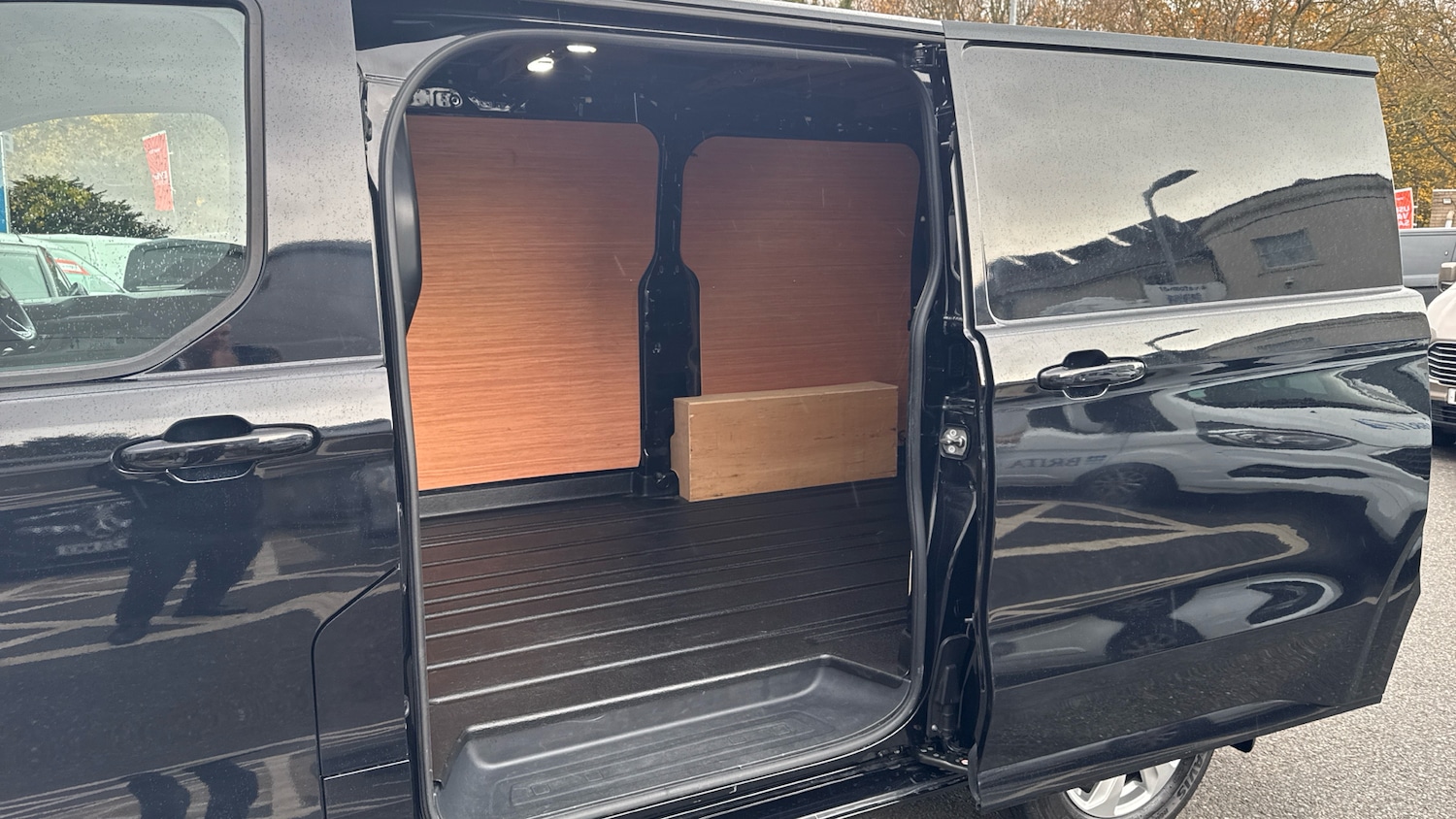 Used Ford Transit Custom 2025 for sale - 76504376: Photo 5