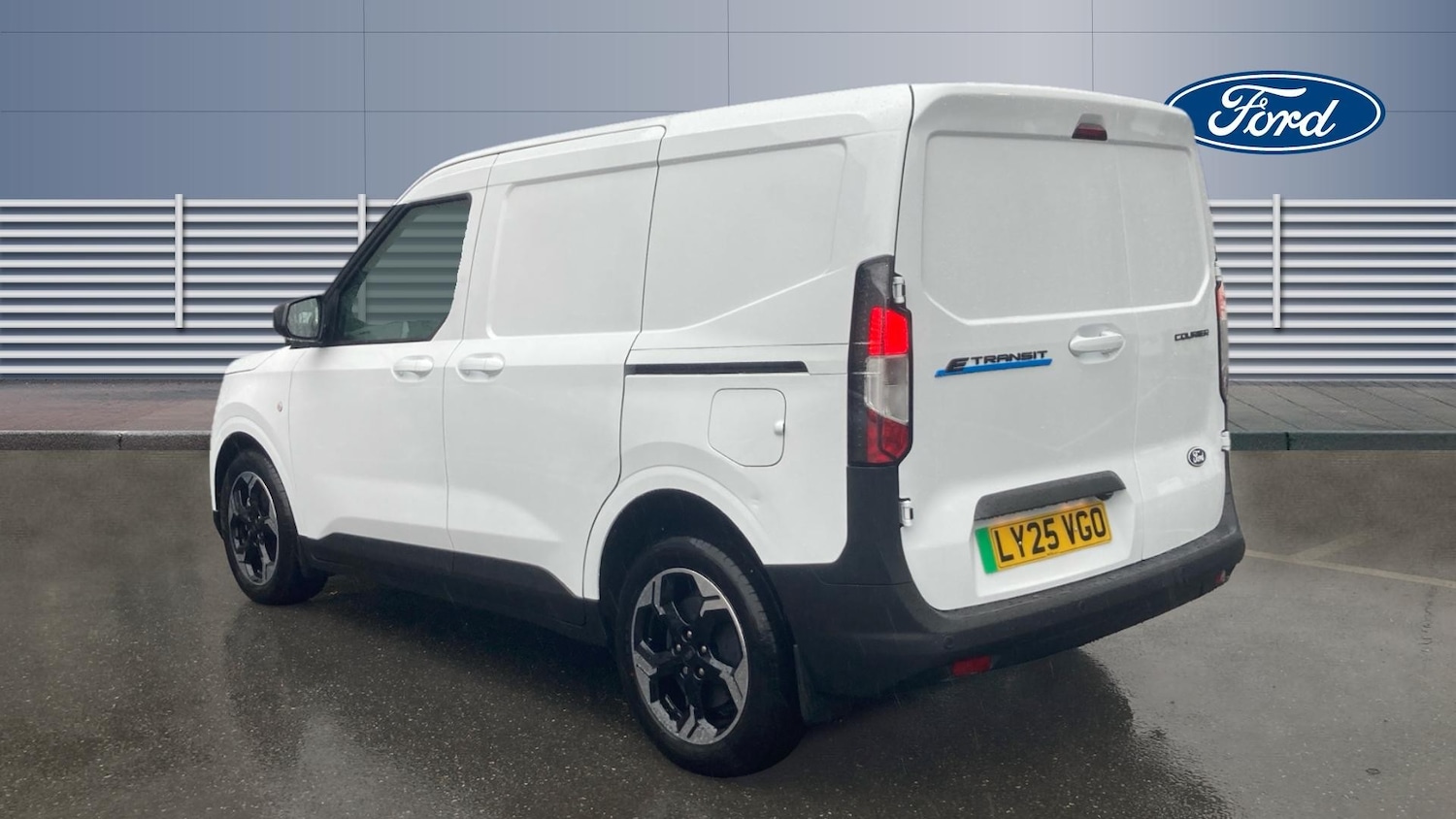 Used Ford Transit Courier 2025 for sale - 76171010: Photo 2