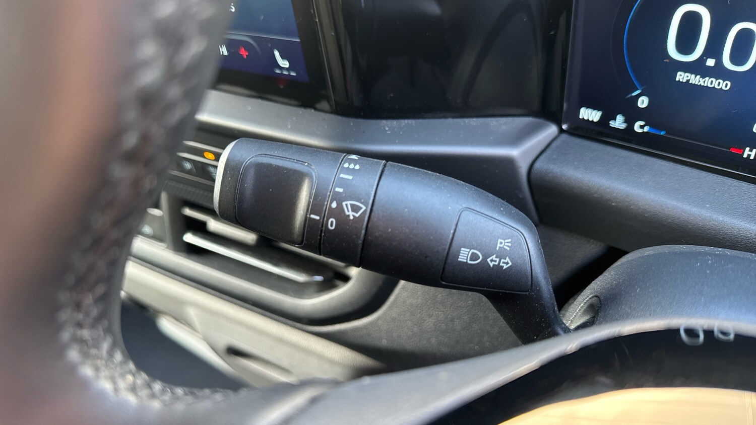 Used Ford Transit Custom 2025 for sale - 76940019: Photo 24