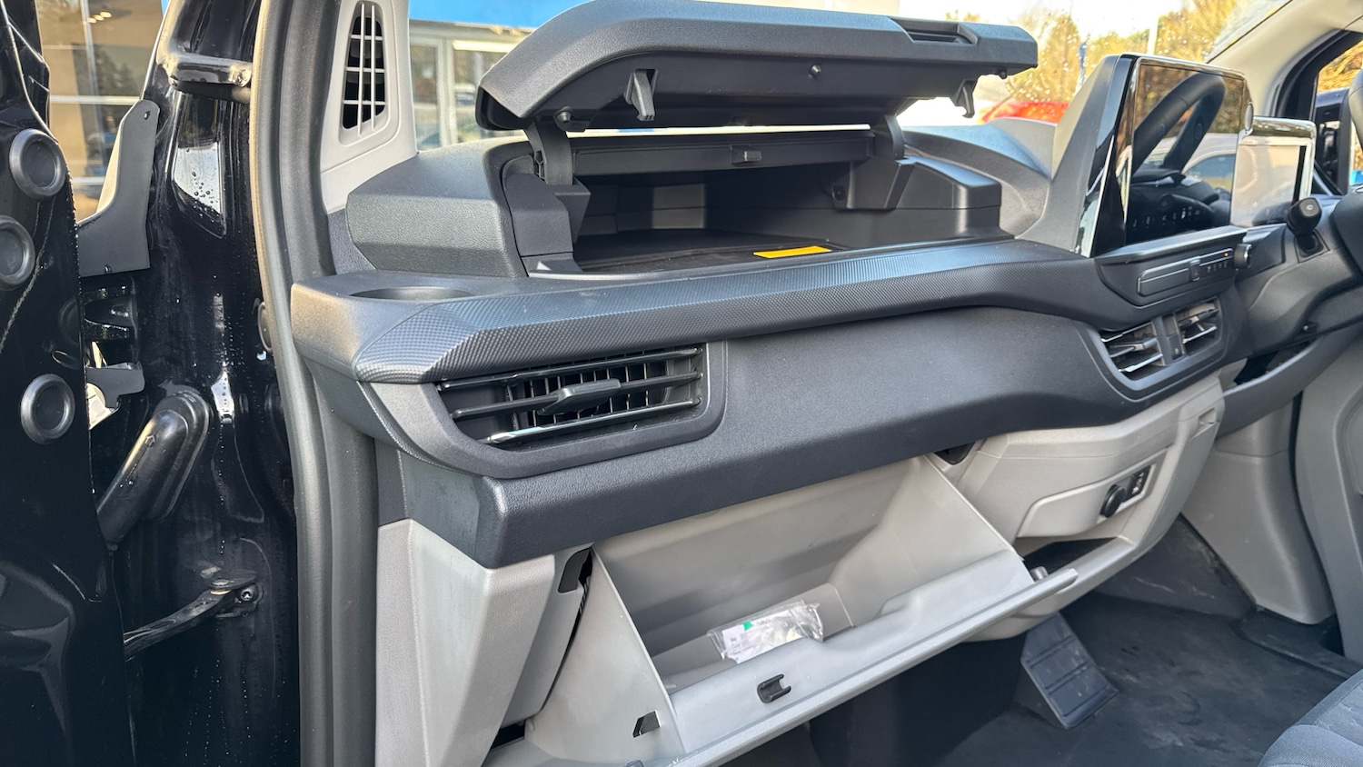 Used Ford Transit Custom 2025 for sale - 76940019: Photo 40