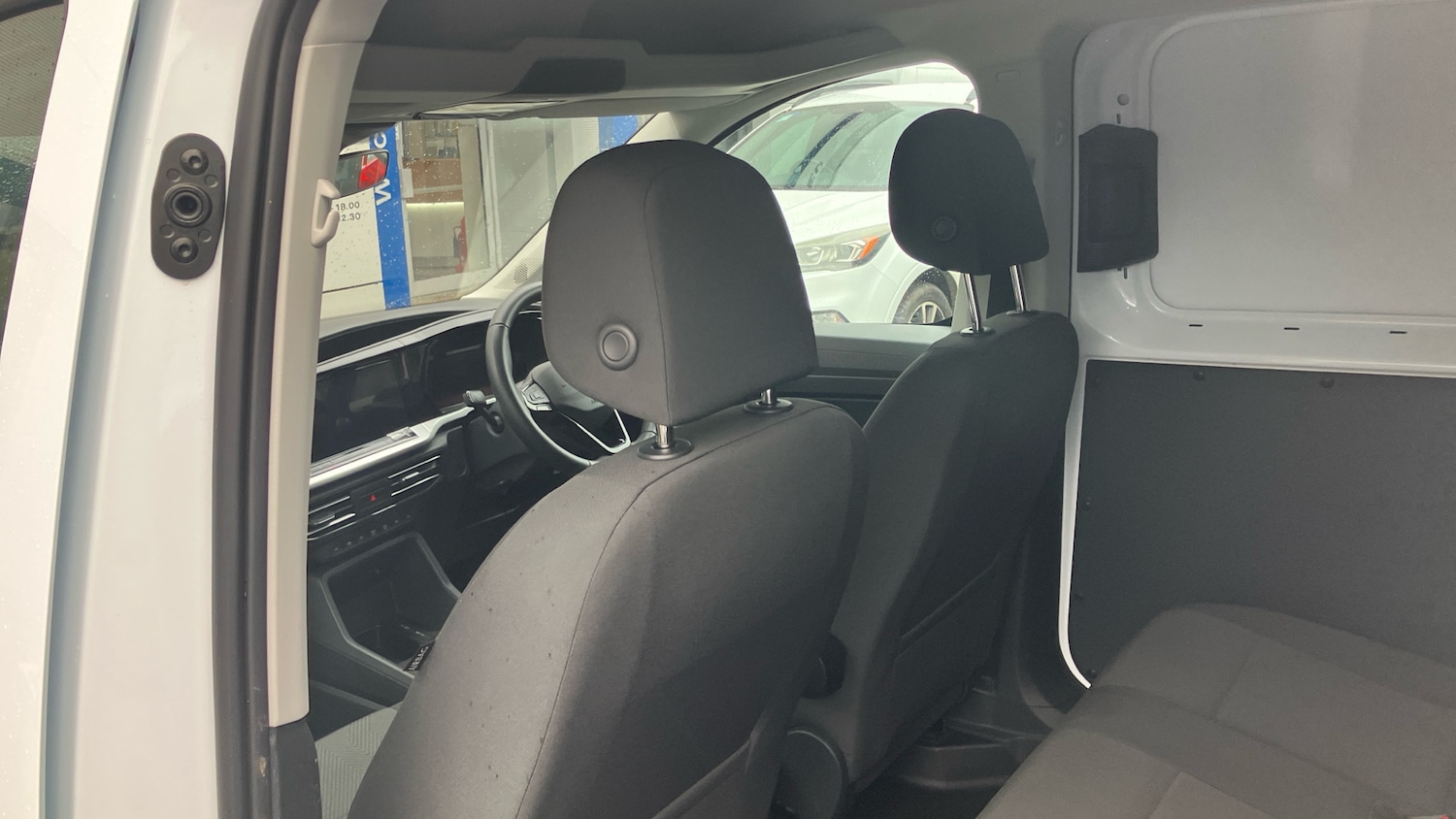 Used Ford Transit Connect 2025 for sale - 76669105: Photo 18