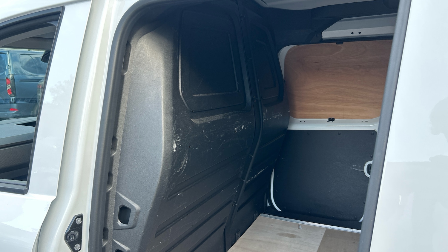 Used Renault Kangoo 2023 for sale - 76355433: Photo 18