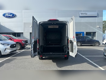 Used Ford Transit 2024 for sale - 76230835: Photo