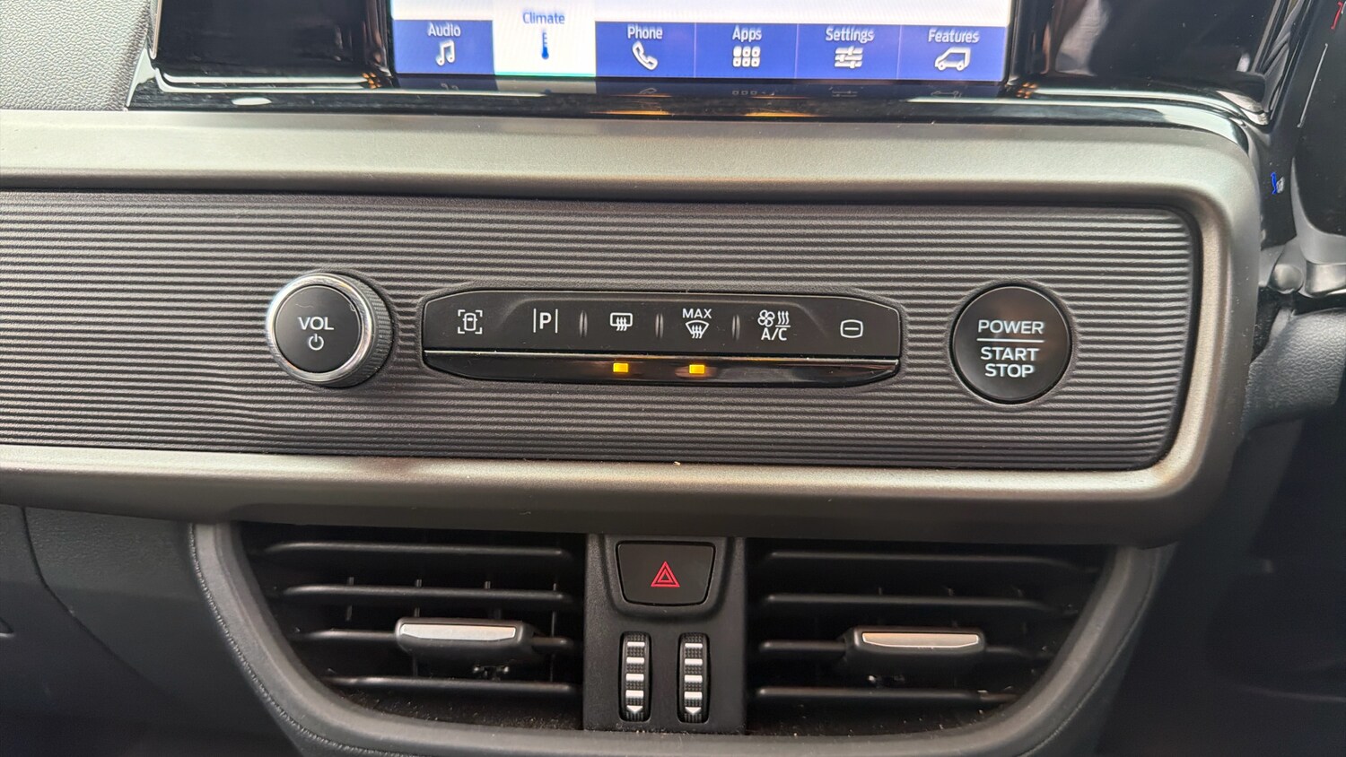 Used Ford Transit Courier 2024 for sale - 77641248: Photo 32