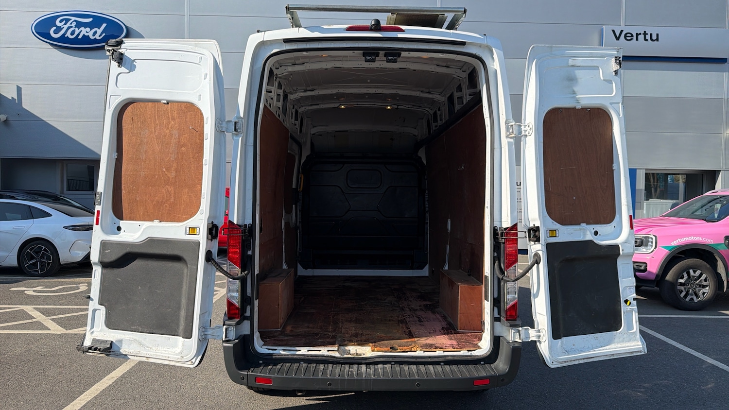 Used Ford Transit 2019 for sale - 77962167: Photo 12