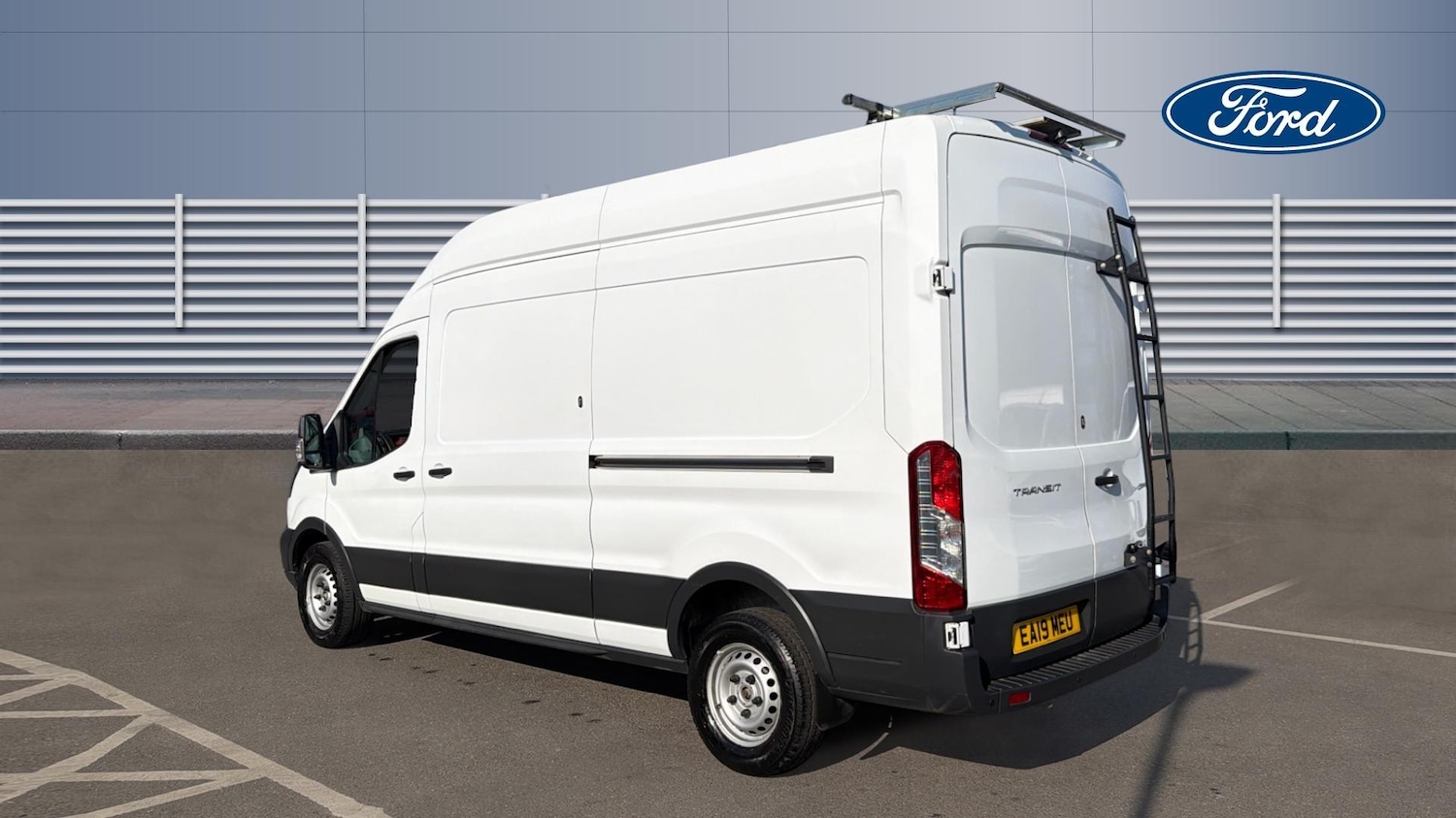 Used Ford Transit 2019 for sale - 77962167: Photo 2