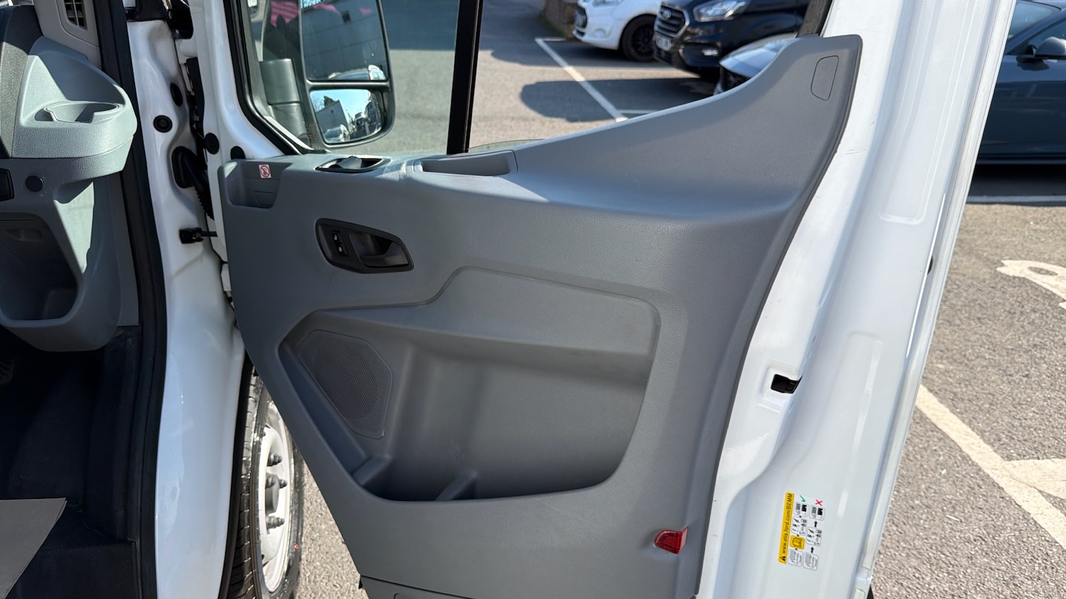 Used Ford Transit 2019 for sale - 77962167: Photo 25