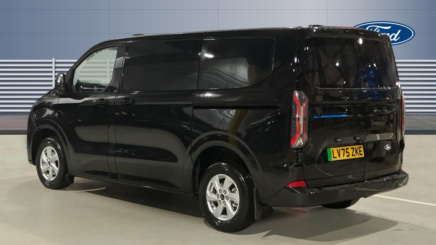 Used Ford Transit Custom 2025 for sale - 77353459: Photo 2