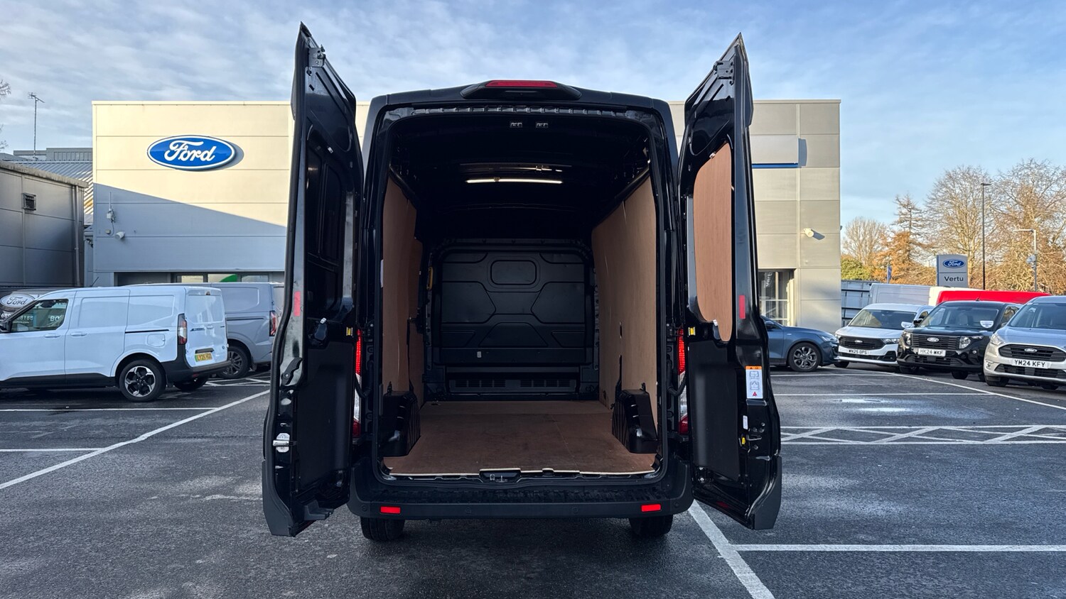 Used Ford Transit 2025 for sale - 76940020: Photo 3