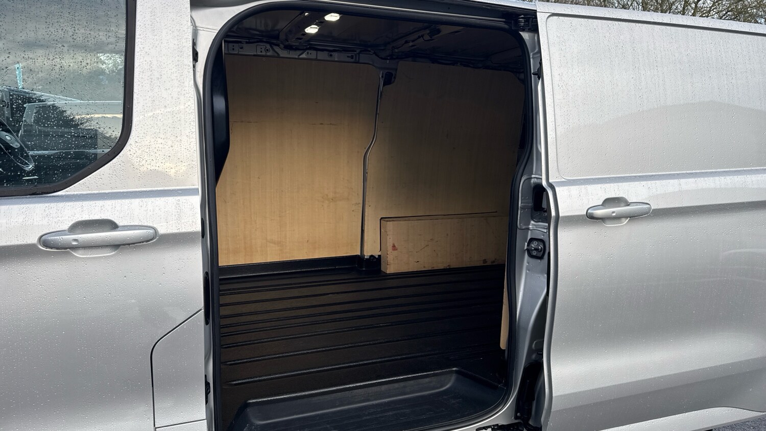 Used Ford Transit Custom 2024 for sale - 77629233: Photo 5