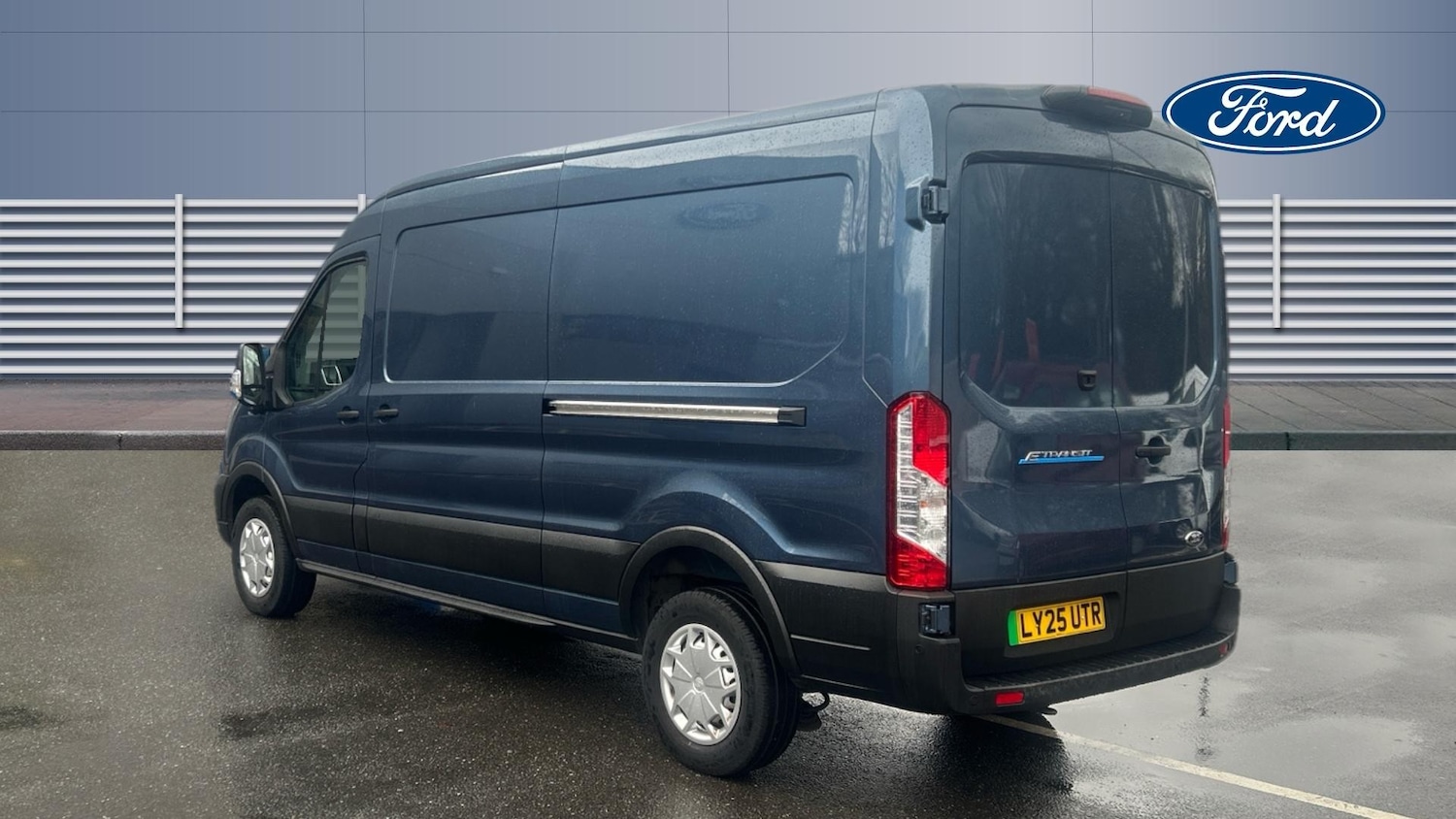 Used Ford Transit 2025 for sale - 76669101: Photo 2