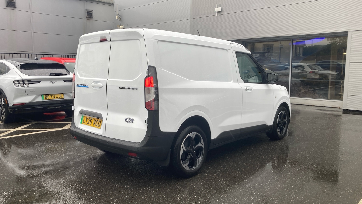 Used Ford Transit Courier 2025 for sale - 77207356: Photo 10