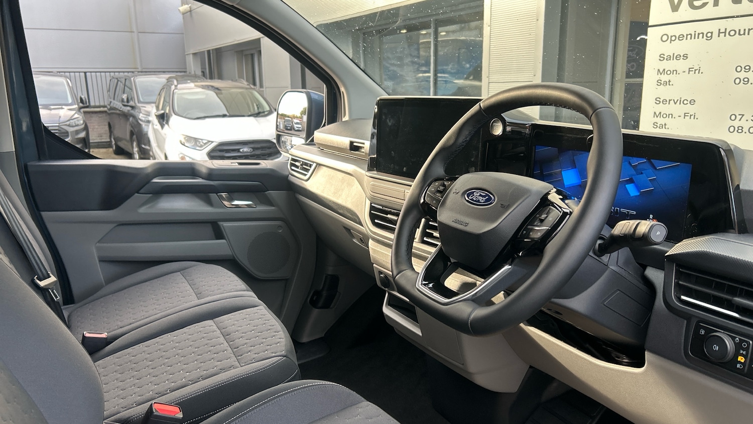 Used Ford Transit Custom 2025 for sale - 76611542: Photo 16