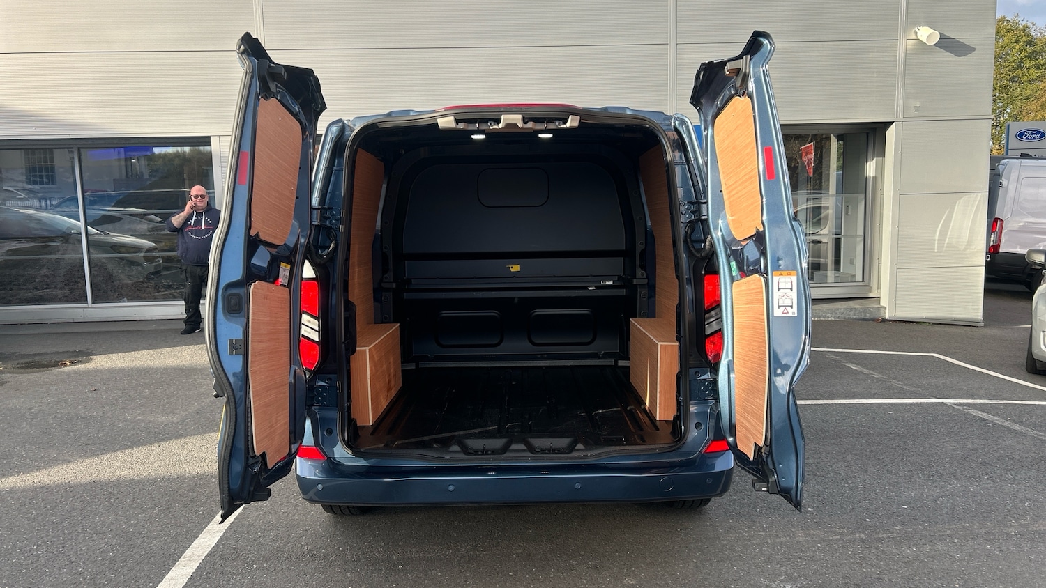 Used Ford Transit Custom 2025 for sale - 76611542: Photo 3