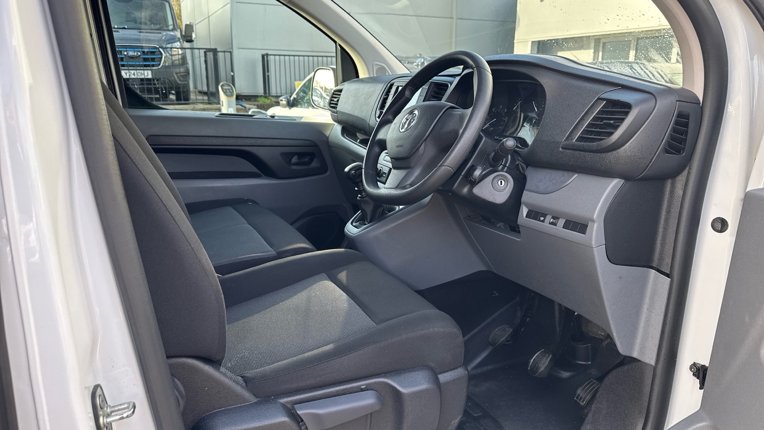 Used Vauxhall Vivaro 2023 for sale - 76594530: Photo 6