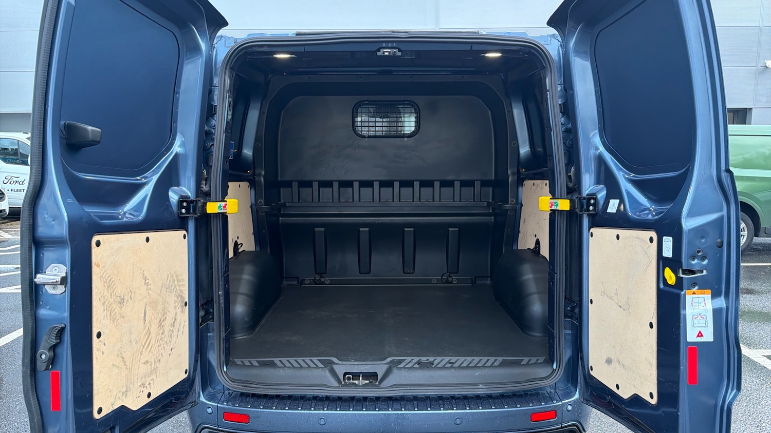 Used Ford Transit Custom 2023 for sale - 77404440: Photo 12