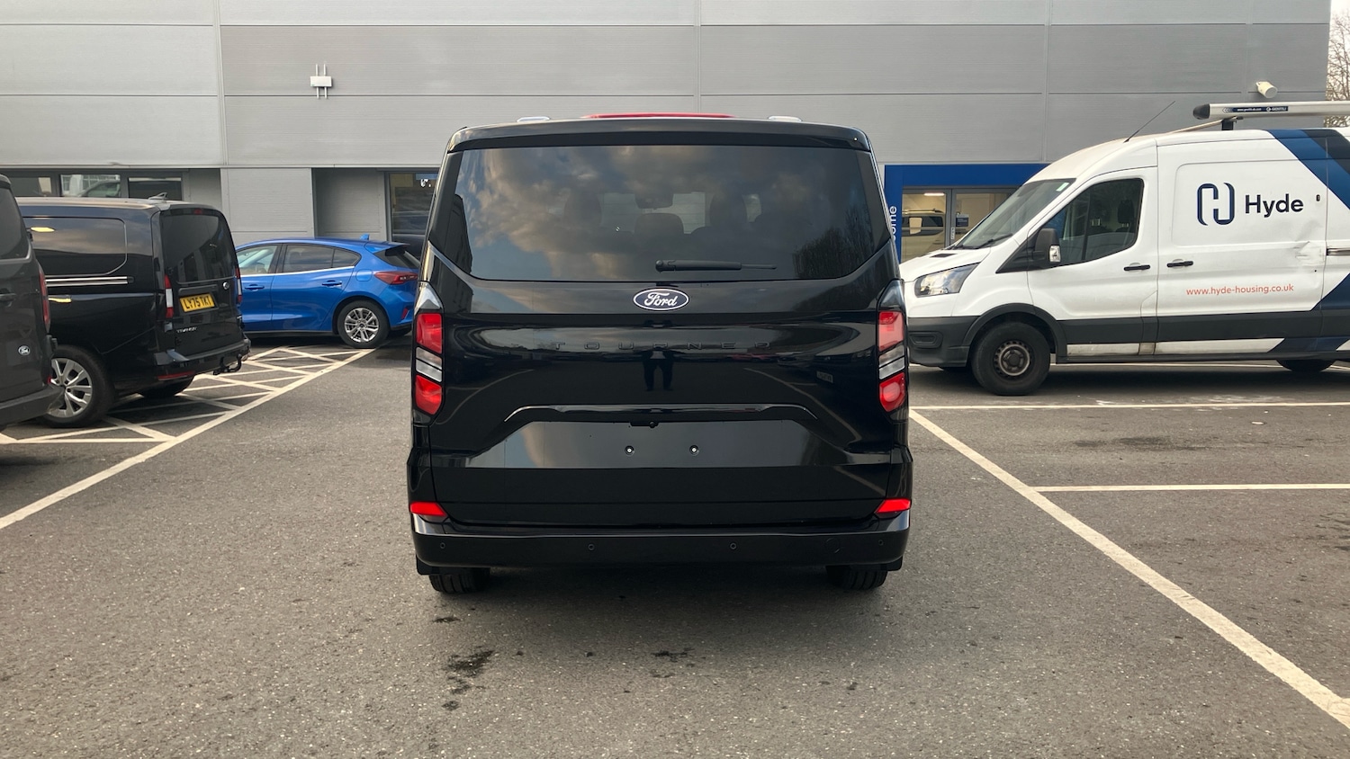 Used Ford Tourneo Custom 2026 for sale - 78155241: Photo 11