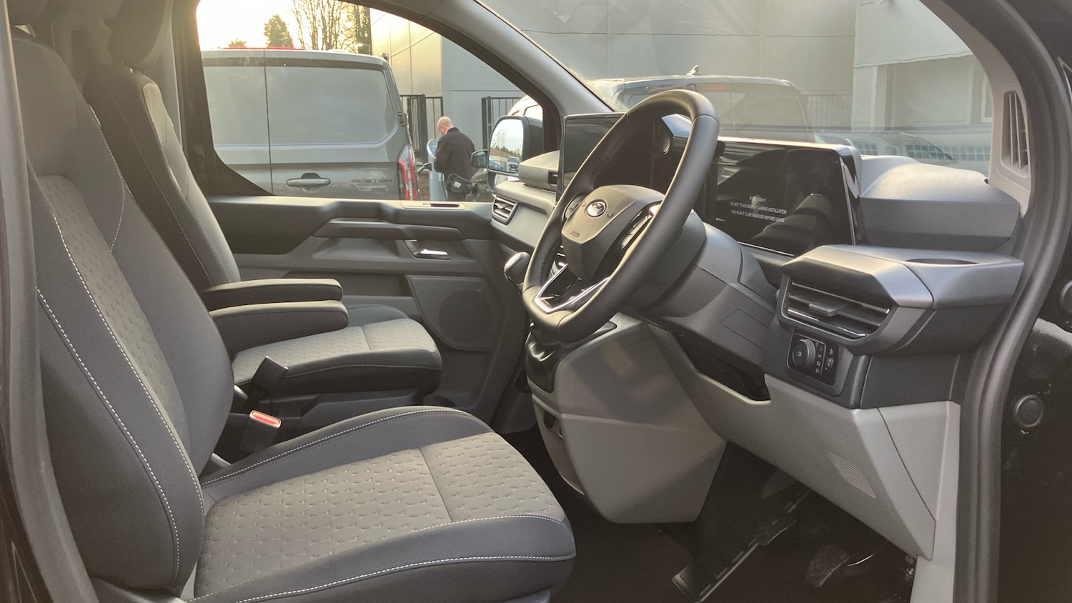 Used Ford Tourneo Custom 2026 for sale - 78155241: Photo 6