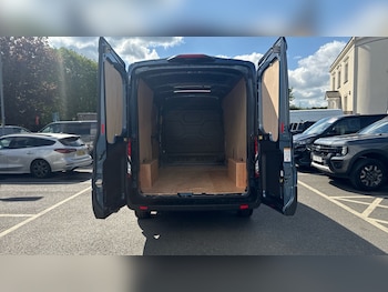 Used Ford Transit 2025 for sale - 78592410: Photo