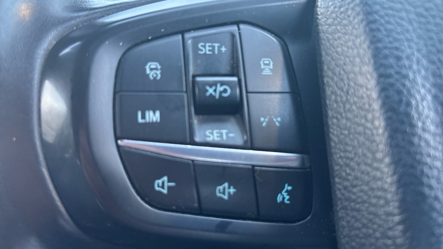 Used Ford Ranger 2024 for sale - 78025892: Photo 30