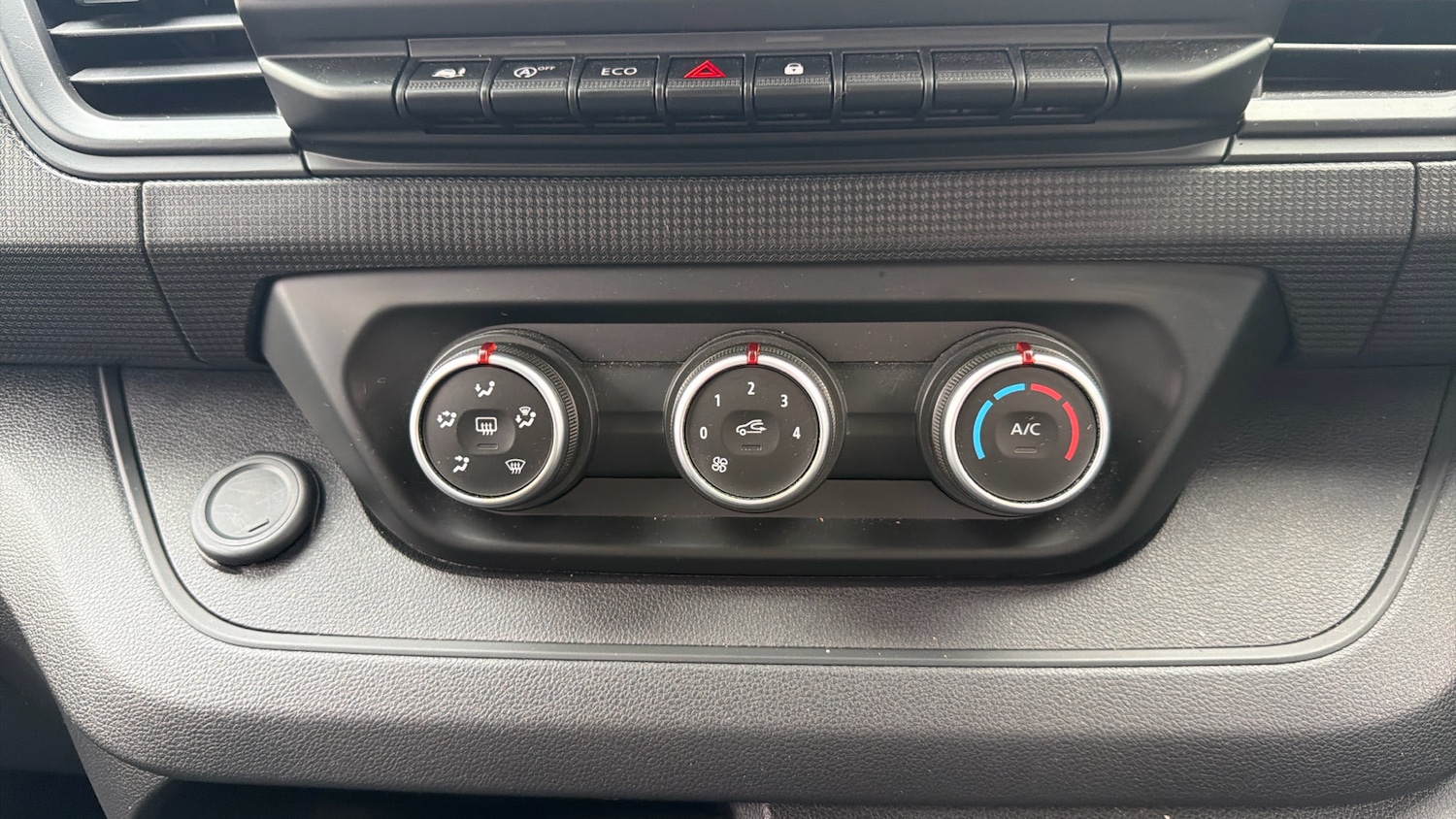 Used Renault Trafic 2022 for sale - 78107227: Photo 26