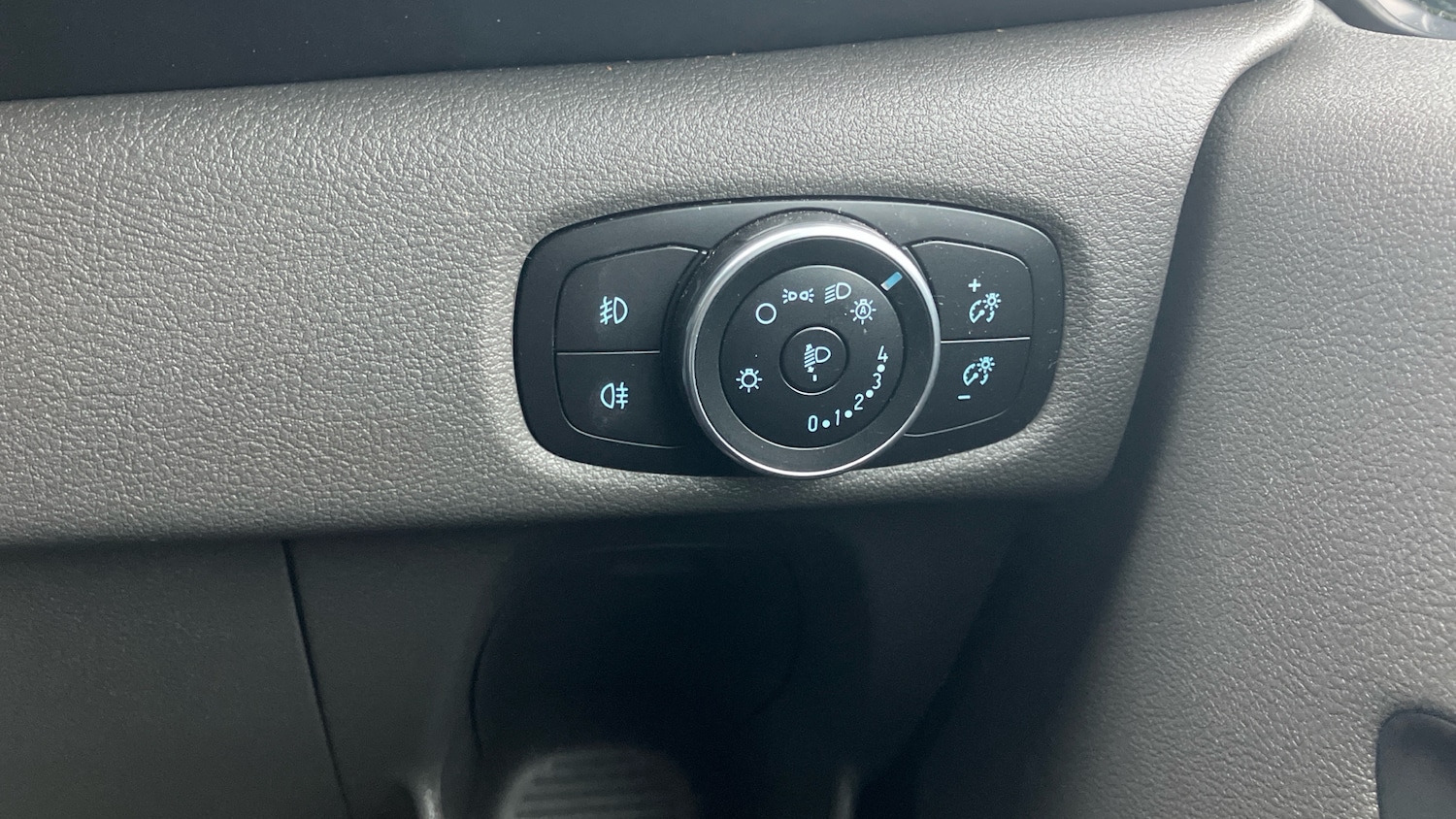 Used Ford Tourneo Custom 2021 for sale - 77151011: Photo 26