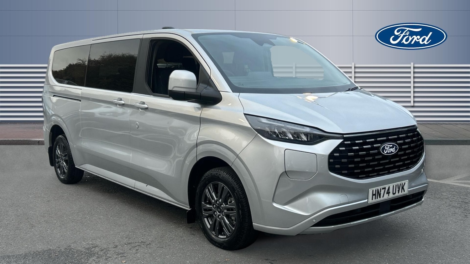 Used Ford Tourneo Custom 2024 for sale - 76277085: Photo 1