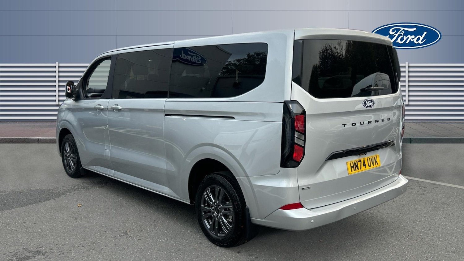 Used Ford Tourneo Custom 2024 for sale - 76277085: Photo 2