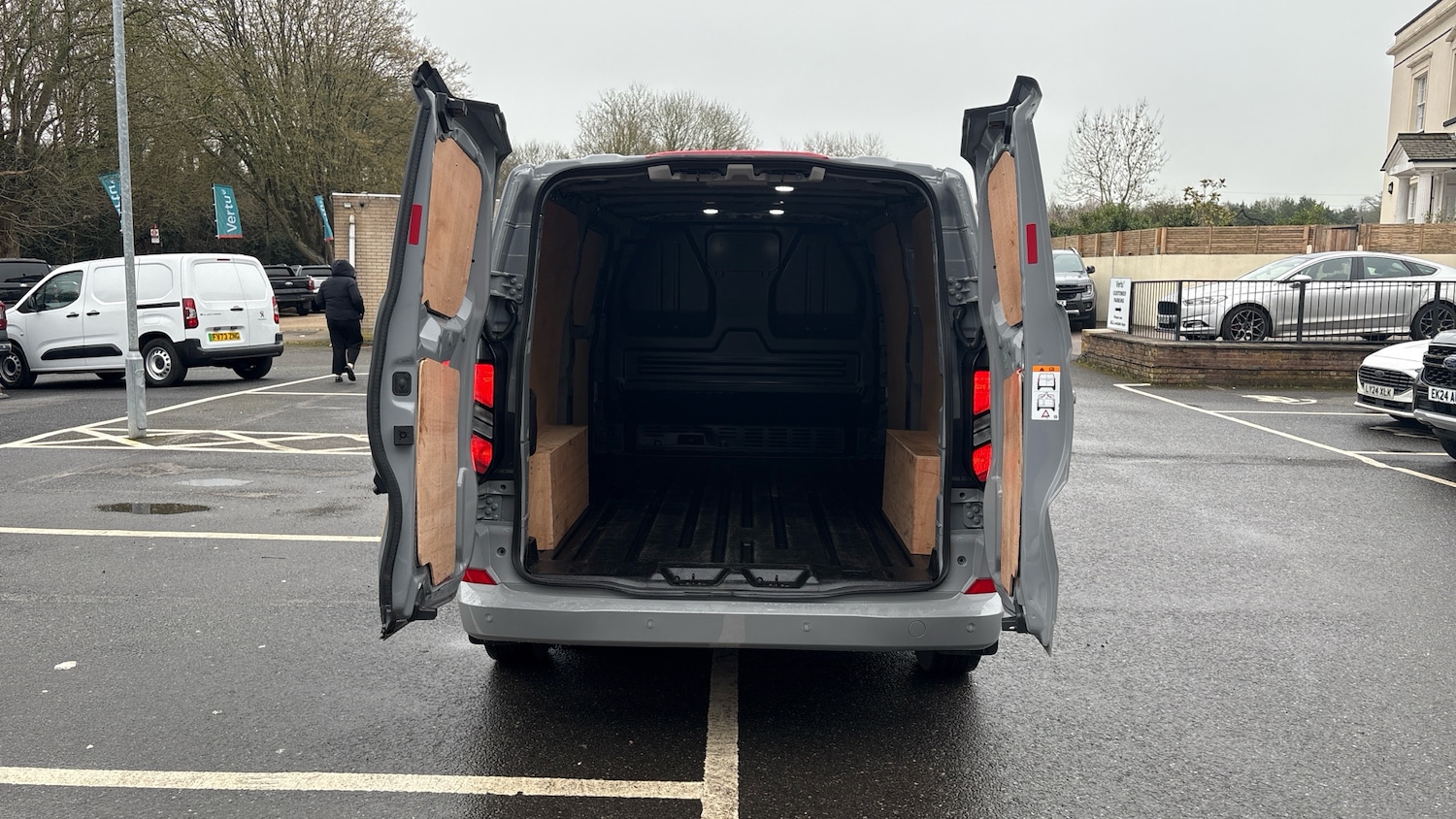 Used Ford Transit Custom 2025 for sale - 77796794: Photo 3