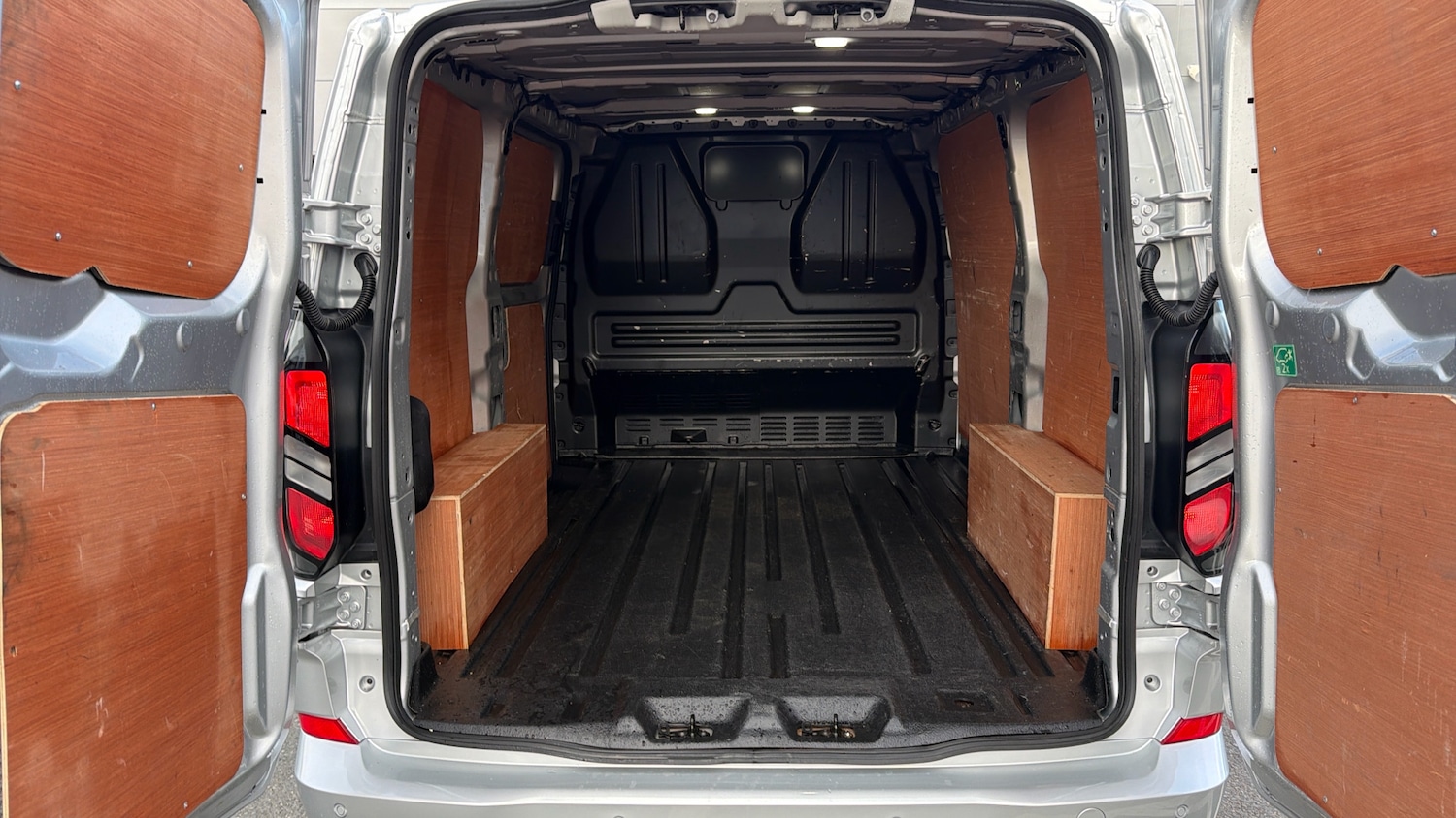 Used Ford Transit Custom 2025 for sale - 77052949: Photo 12